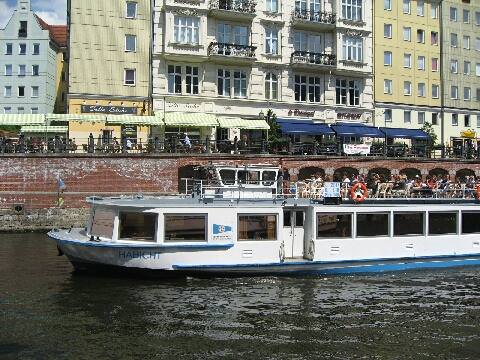 berlin ship on Spree river